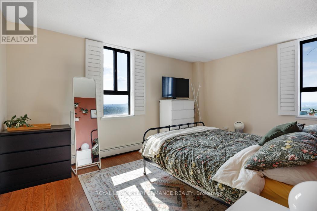 Photo 11 of 2302 505 St Laurent Boulevard, Ottawa ON