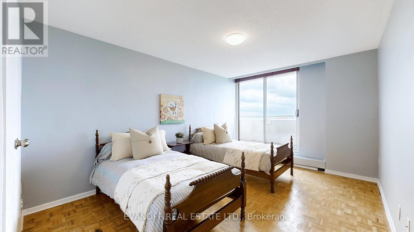 Photo 25 of Ph 4 3311 Kingston Road, Toronto ON