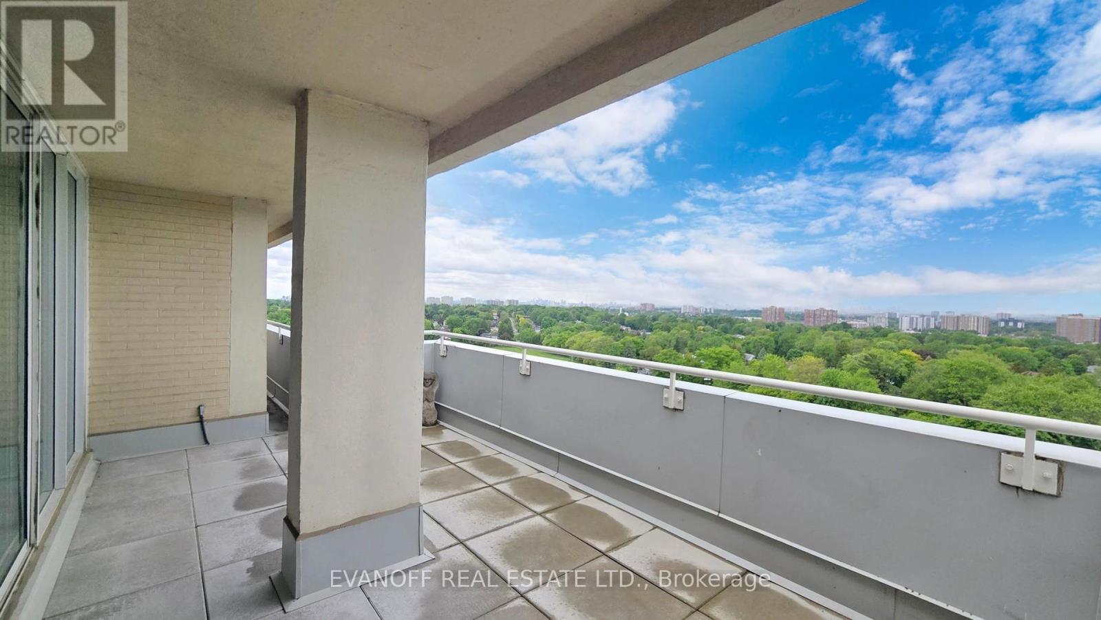 Photo 32 of Ph 4 3311 Kingston Road, Toronto ON