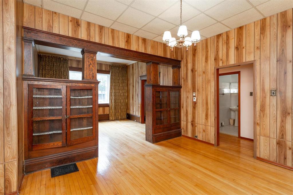 Photo 2 of 655 Sherbrook Street, Winnipeg MB