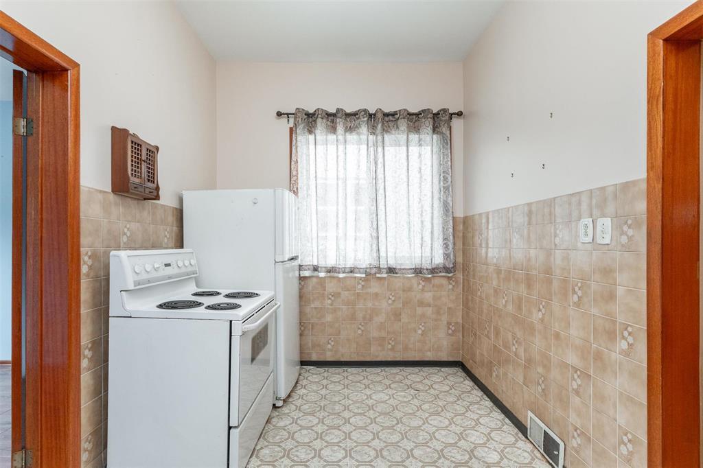 Photo 8 of 655 Sherbrook Street, Winnipeg MB