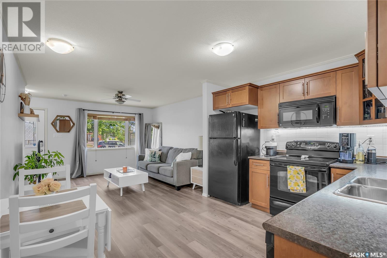 Single Family House for Sale in   Dalgleish LINK Saskatoon 
