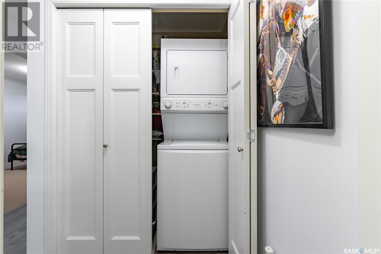 Single Family House for Sale in   Dalgleish LINK Saskatoon 