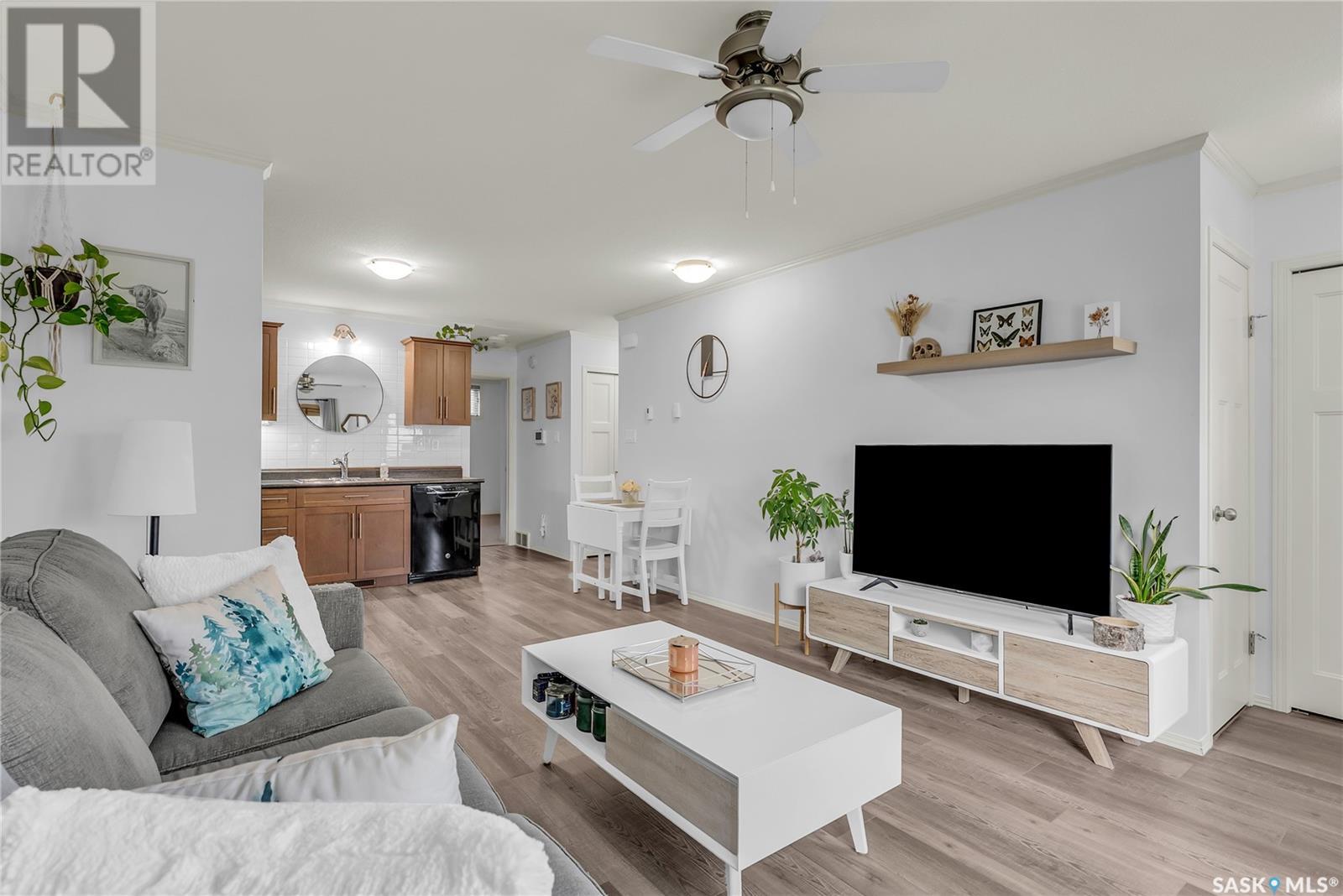 Single Family House for Sale in   Dalgleish LINK Saskatoon 