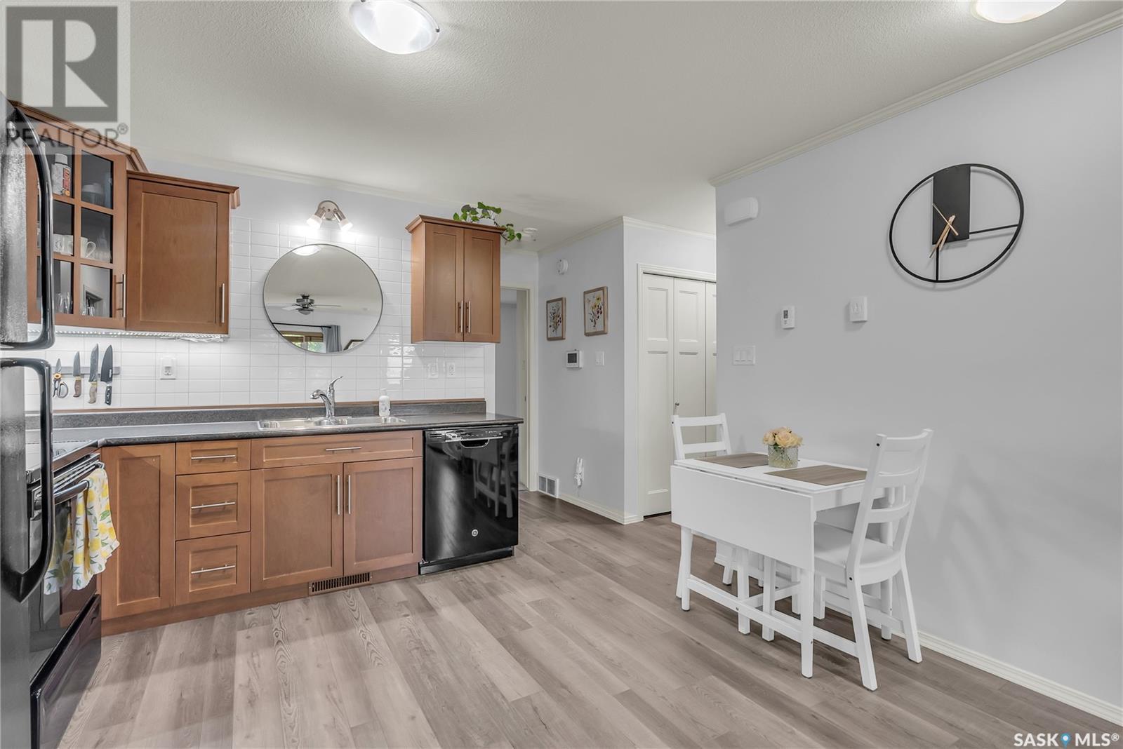 Single Family House for Sale in   Dalgleish LINK Saskatoon 
