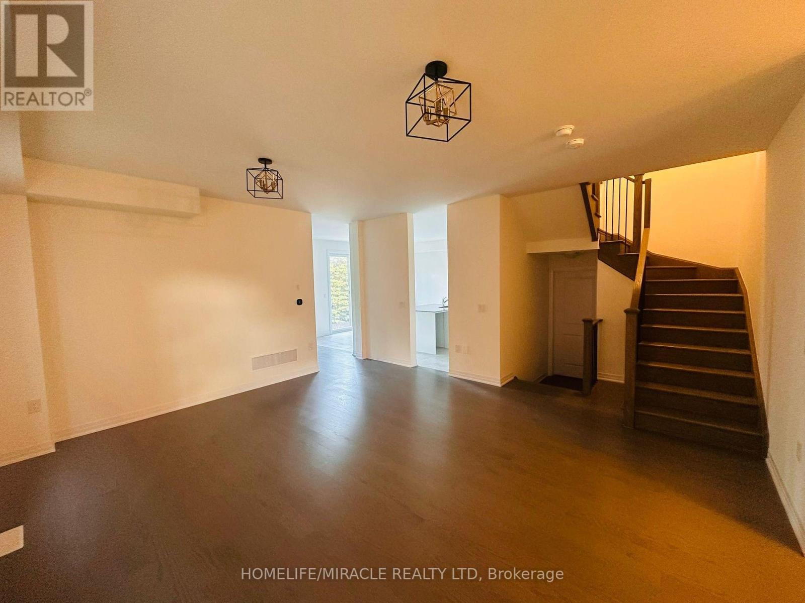 Photo 17 of 137 Dingman Street, Wellington North ON