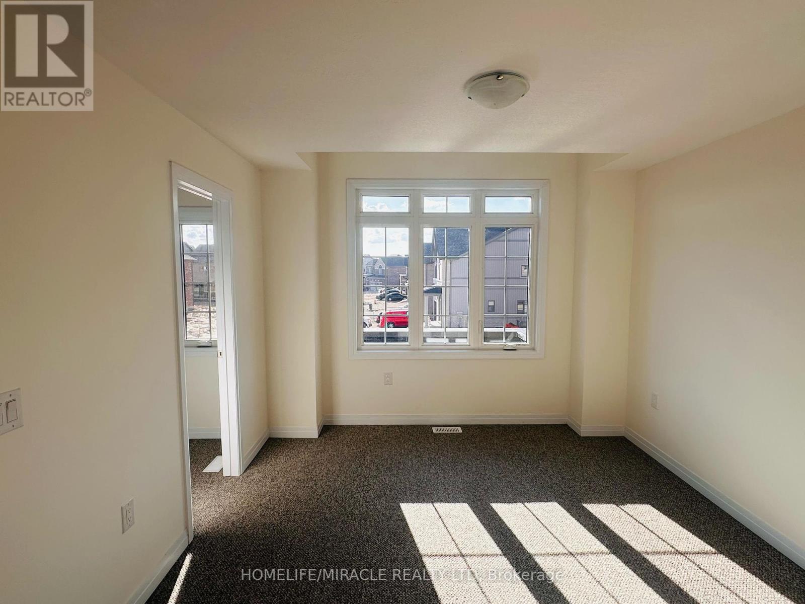 Photo 33 of 137 Dingman Street, Wellington North ON