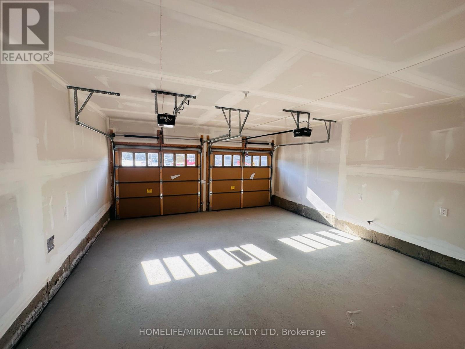 Photo 39 of 137 Dingman Street, Wellington North ON