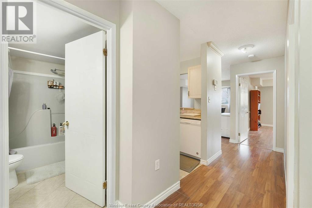 Photo 7 of 3000 Sandwich Street Unit 206, Windsor ON
