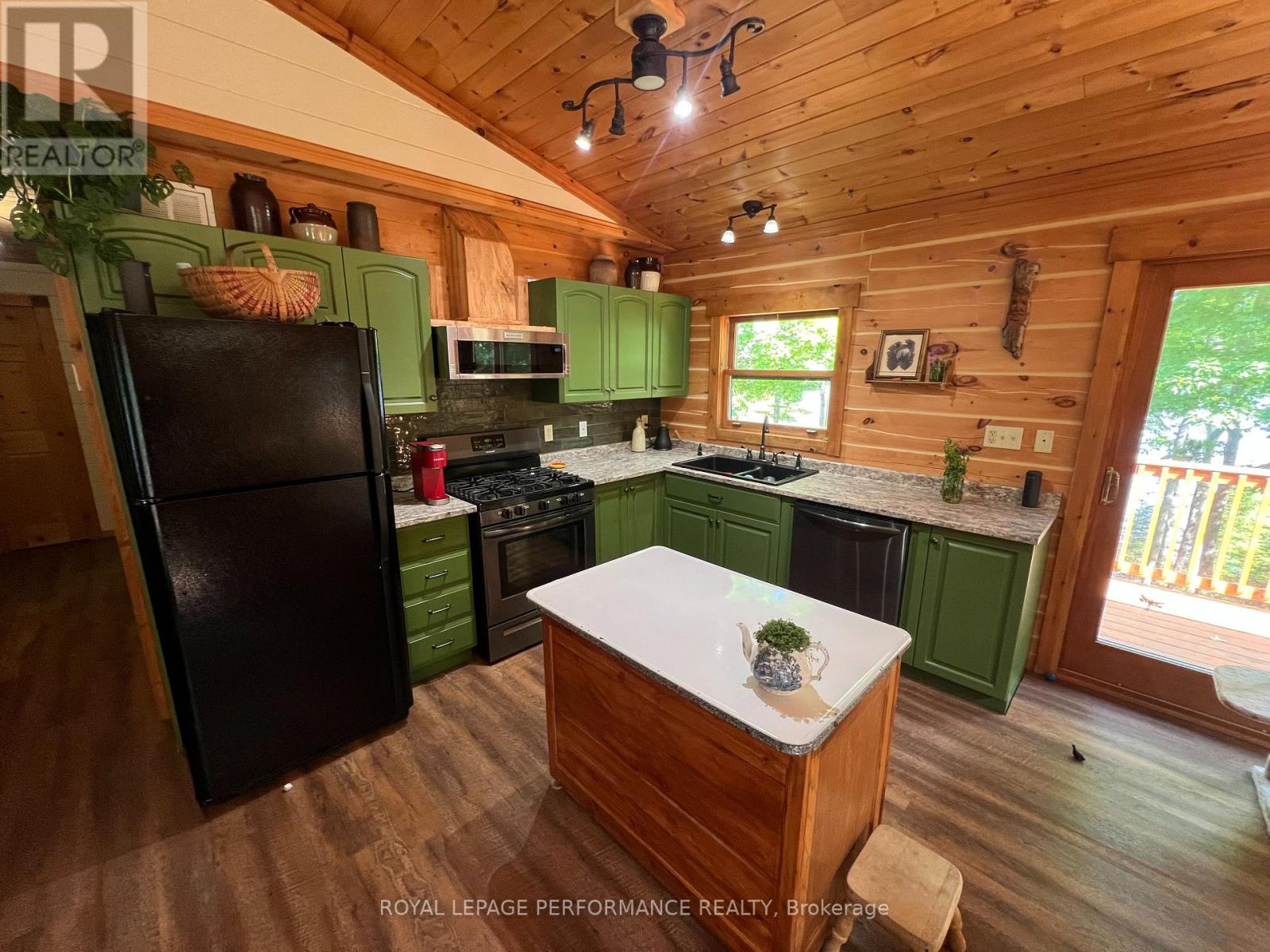 Photo 3 of 252 Lacourse Lane, Lanark Highlands ON