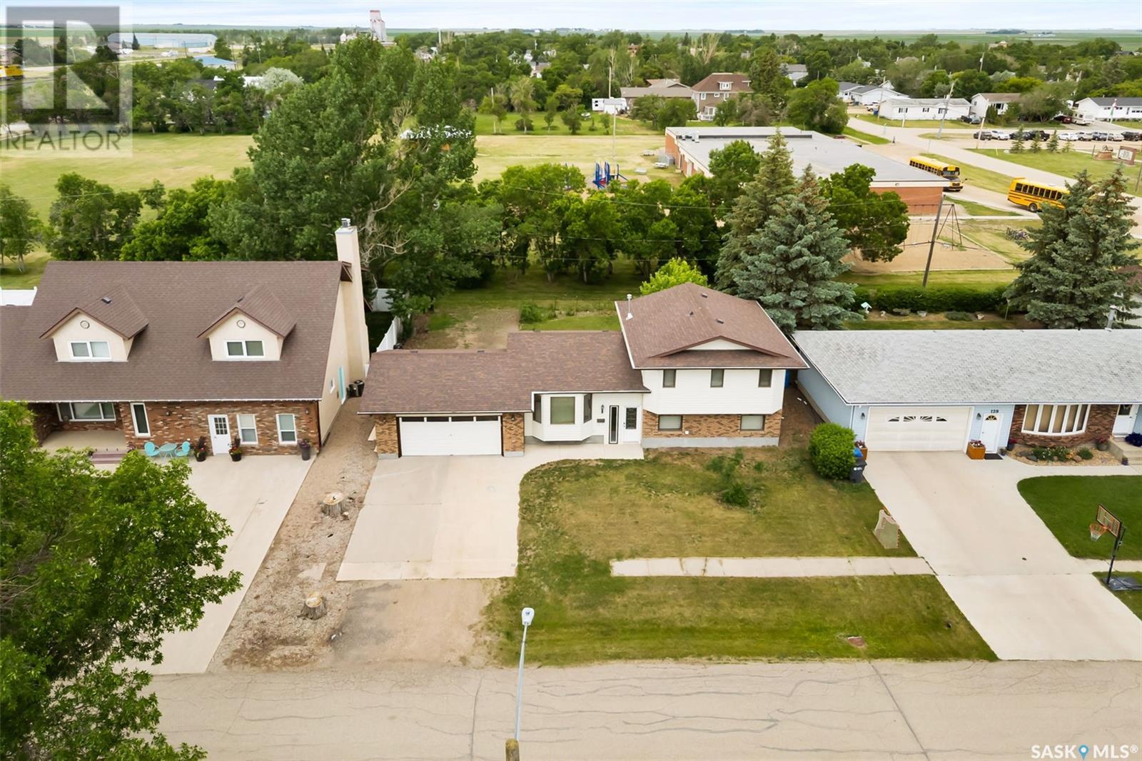 Photo 33 of 125 Solberg Street, Milestone SK