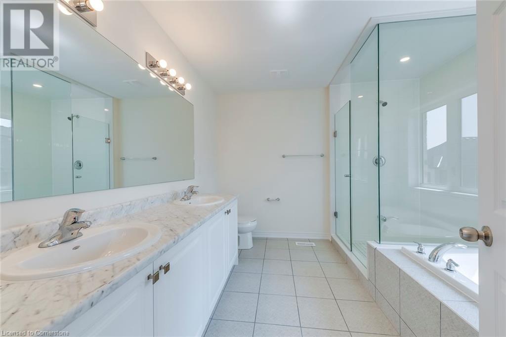Photo 11 of 3934 Leonardo Street, Burlington ON
