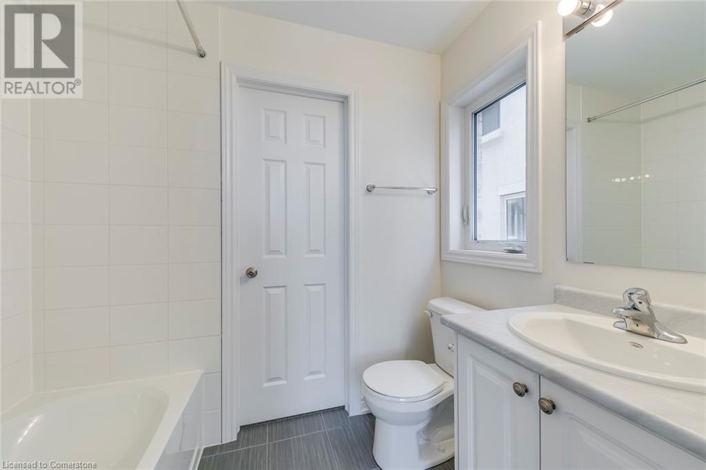 Photo 14 of 3934 Leonardo Street, Burlington ON