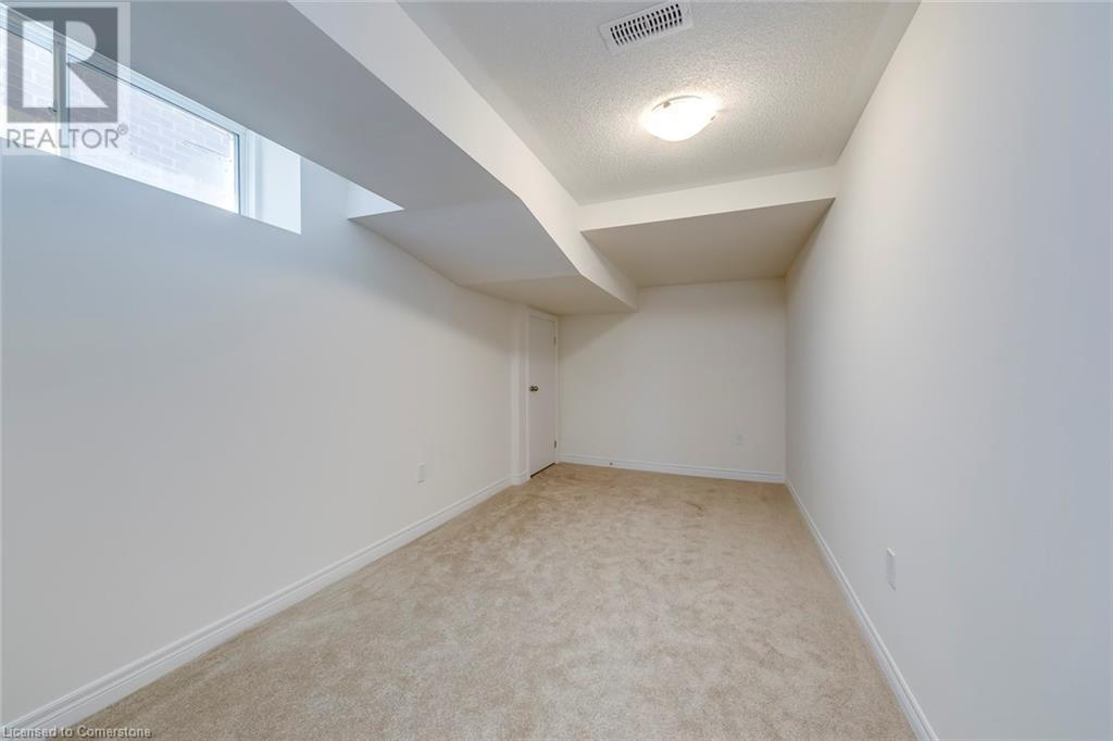 Photo 22 of 3934 Leonardo Street, Burlington ON