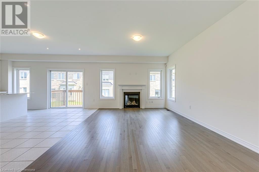 Photo 4 of 3934 Leonardo Street, Burlington ON
