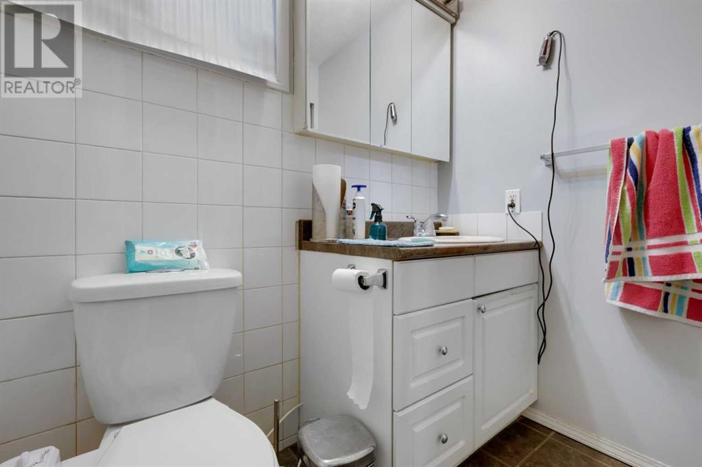 Single Family House Bungalow for Sale in  Fordham Crescent SE Forest Heights Calgary 