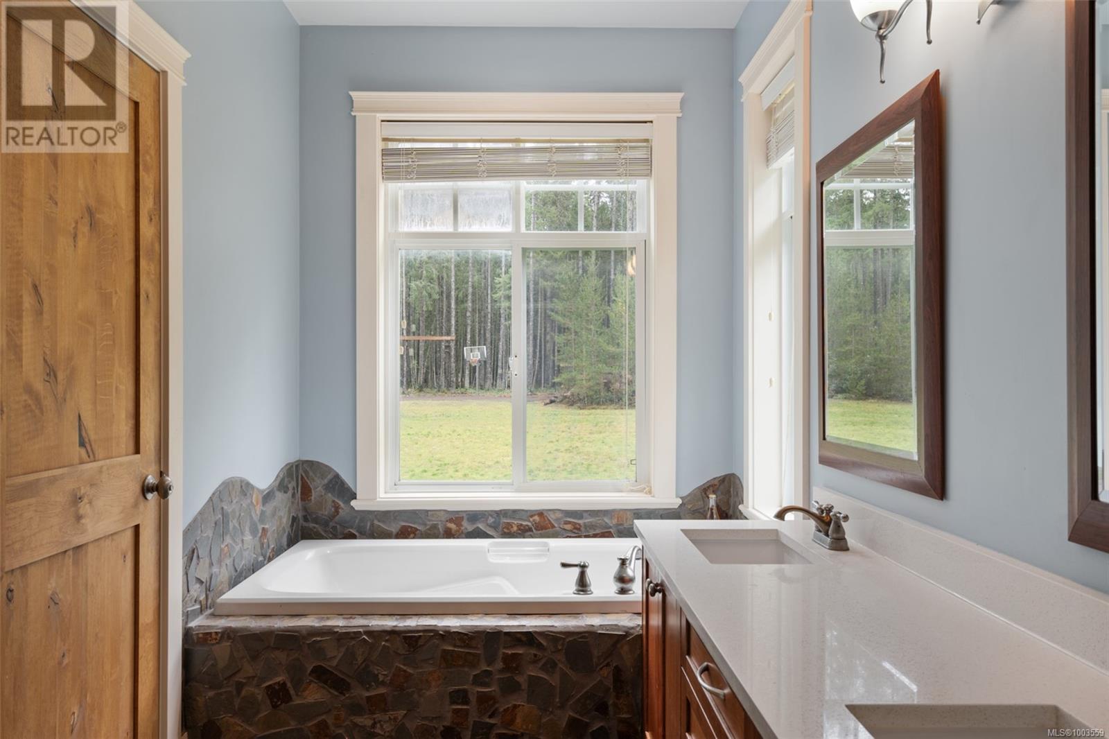 Photo 20 of 838 Rivers Edge Dr, Nanoose Bay BC