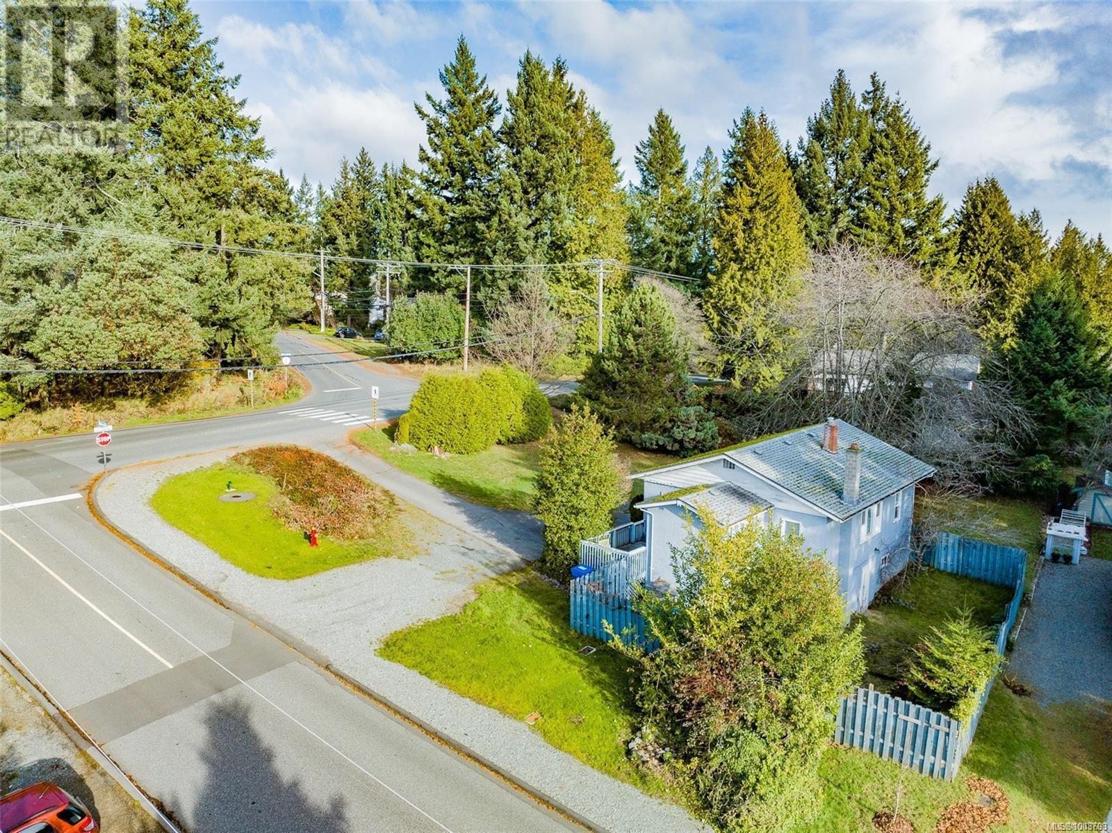 Photo 4 of 3500 Hammond Bay Rd, Nanaimo BC