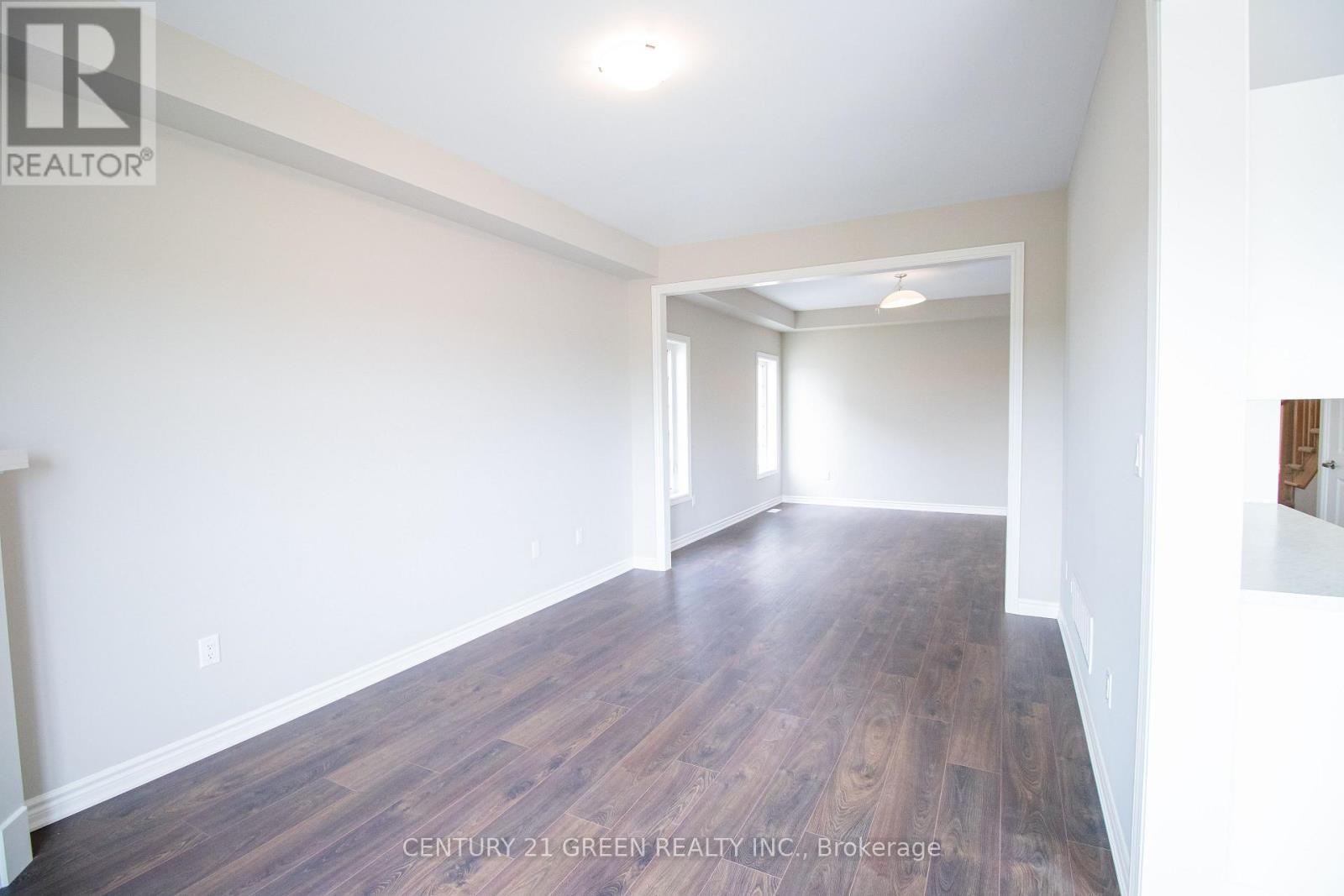 Photo 16 of 274 Springfield Crescent, Clearview ON