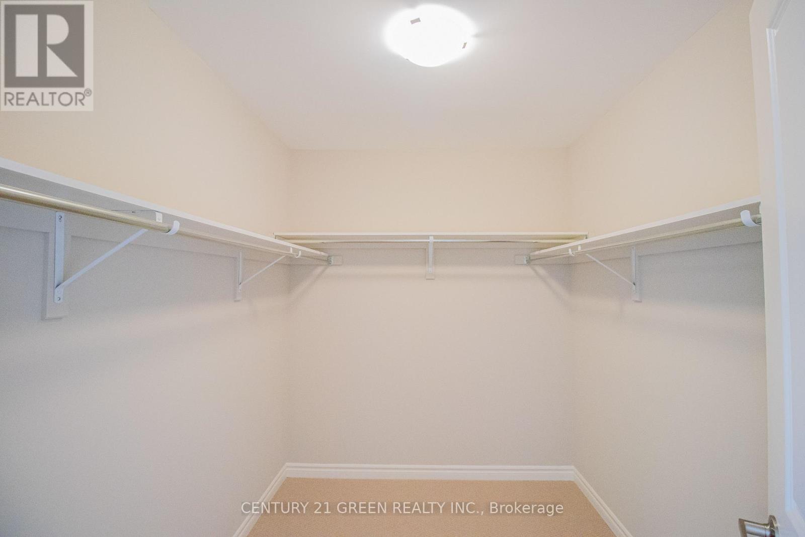 Photo 32 of 274 Springfield Crescent, Clearview ON