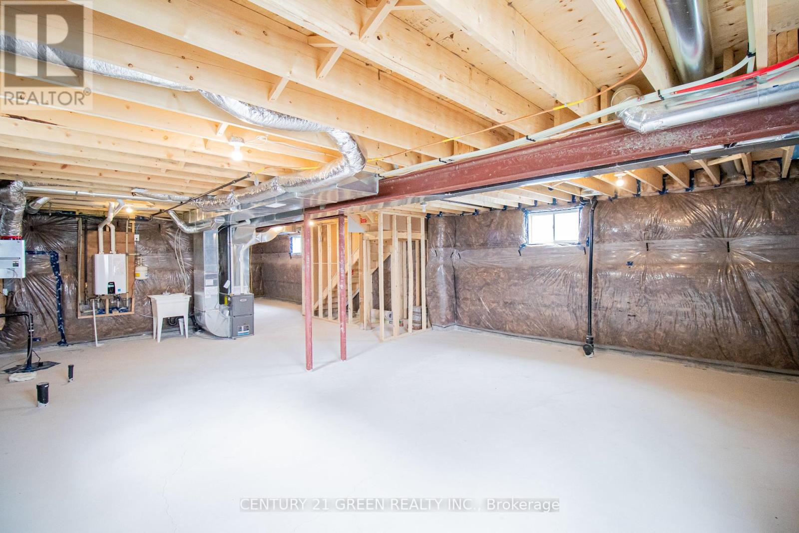 Photo 50 of 274 Springfield Crescent, Clearview ON