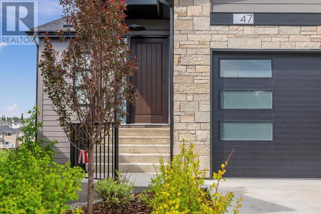 Single Family House Bungalow for Sale in  Royal Birch Cove NW Royal Oak Calgary 