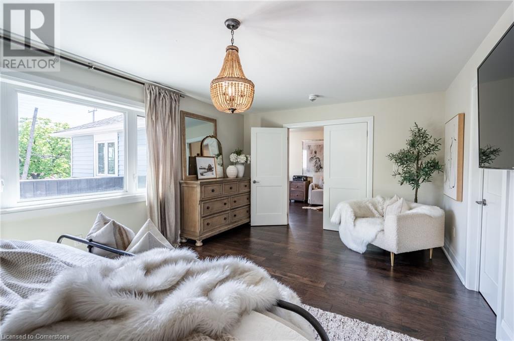 Photo 27 of 962 Beach Boulevard, Hamilton ON