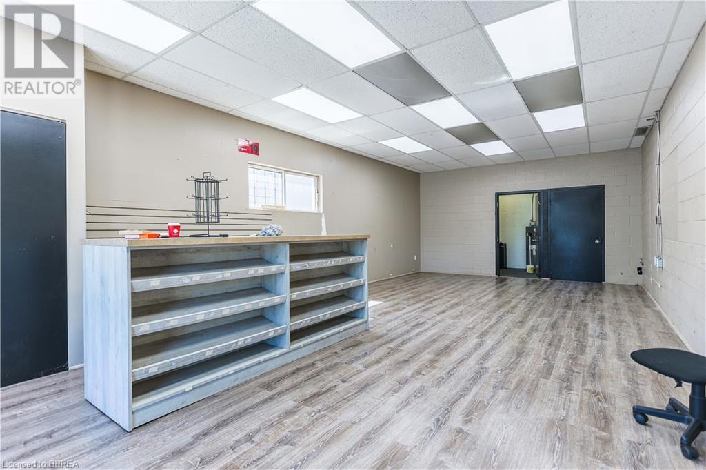 Photo 3 of 166 Charing Cross Street Unit C, Brantford ON