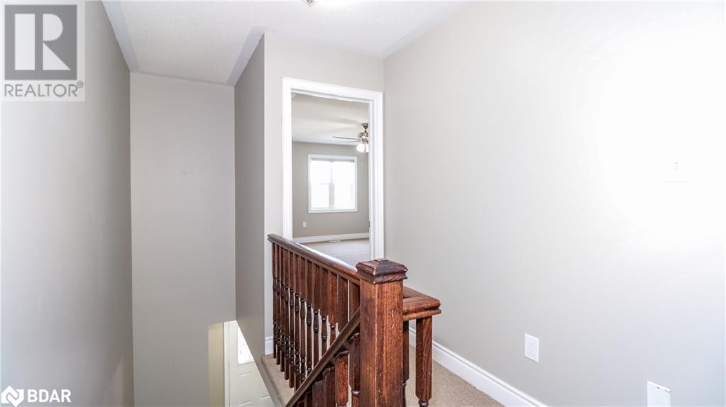Photo 17 of 59 Winchester Terrace, Barrie ON