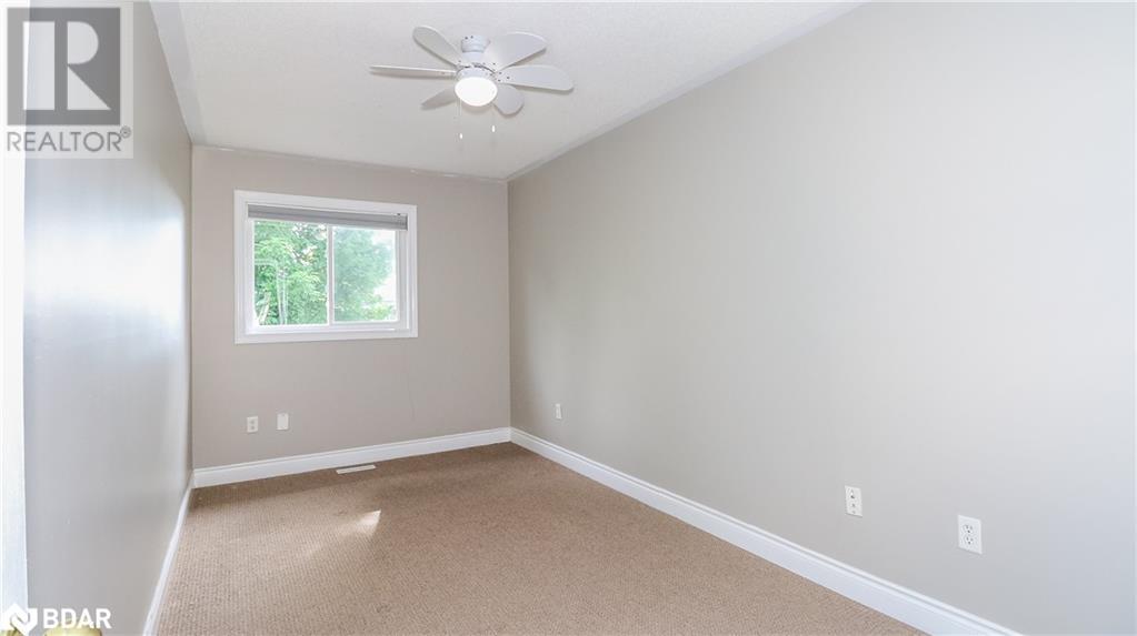 Photo 27 of 59 Winchester Terrace, Barrie ON
