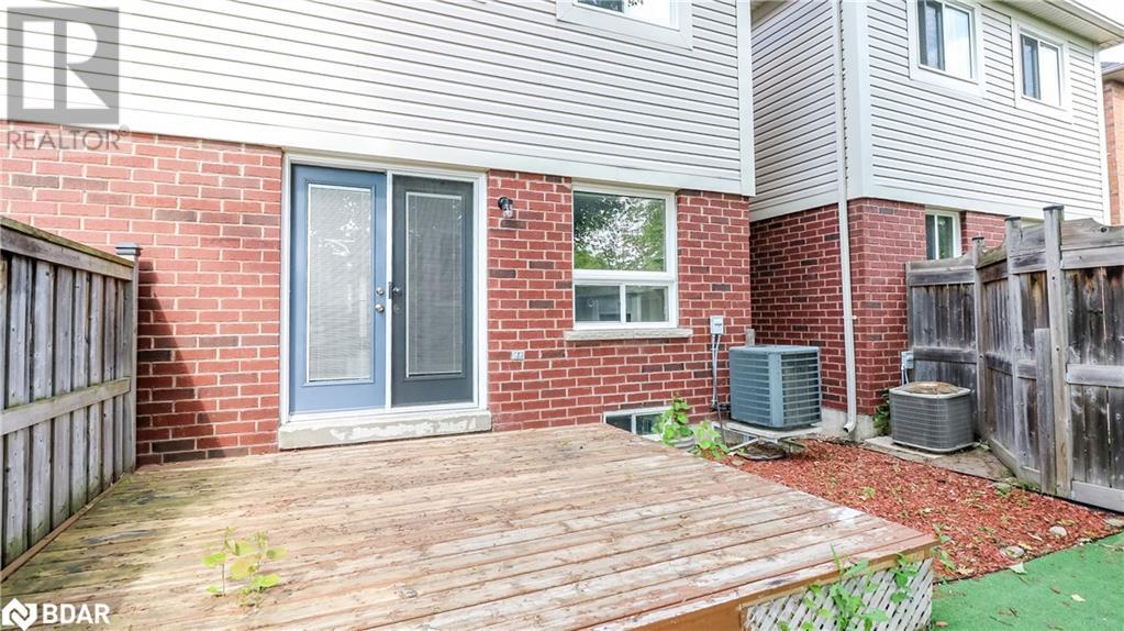 Photo 43 of 59 Winchester Terrace, Barrie ON