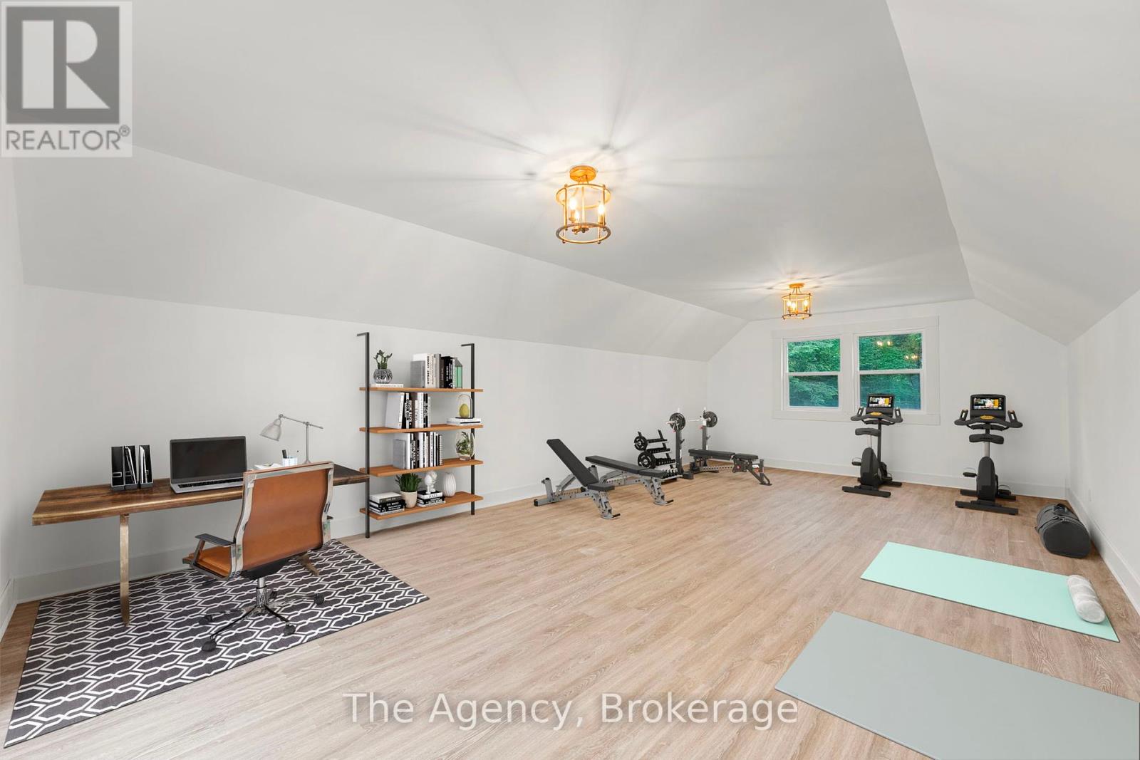 Photo 23 of 1333 Sherwood Forest Road, Bracebridge ON