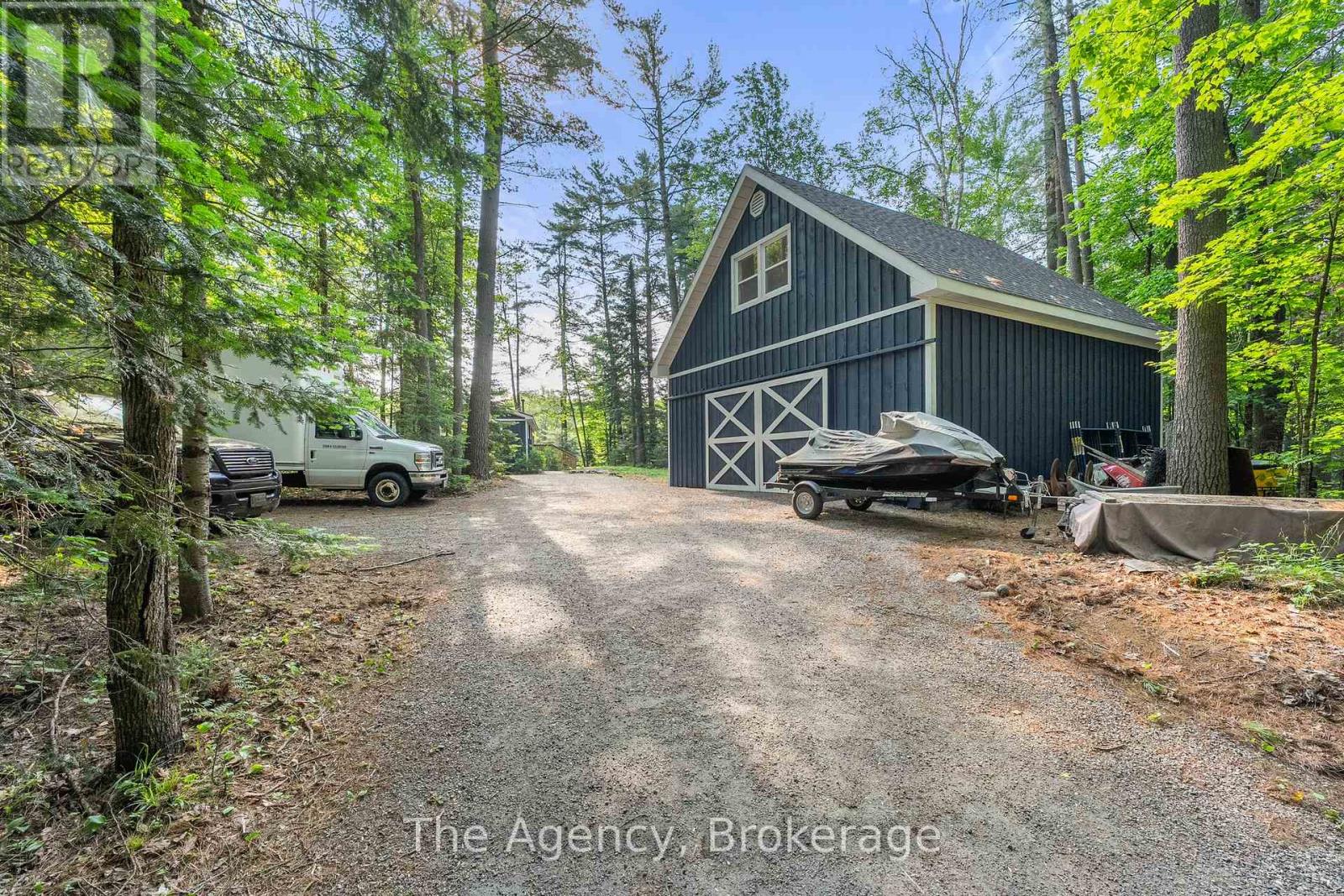 Photo 27 of 1333 Sherwood Forest Road, Bracebridge ON
