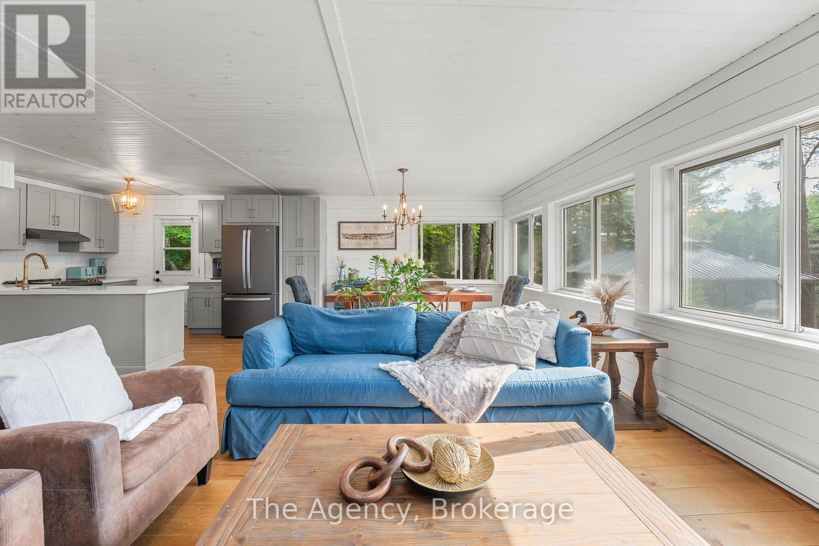 Photo 6 of 1333 Sherwood Forest Road, Bracebridge ON