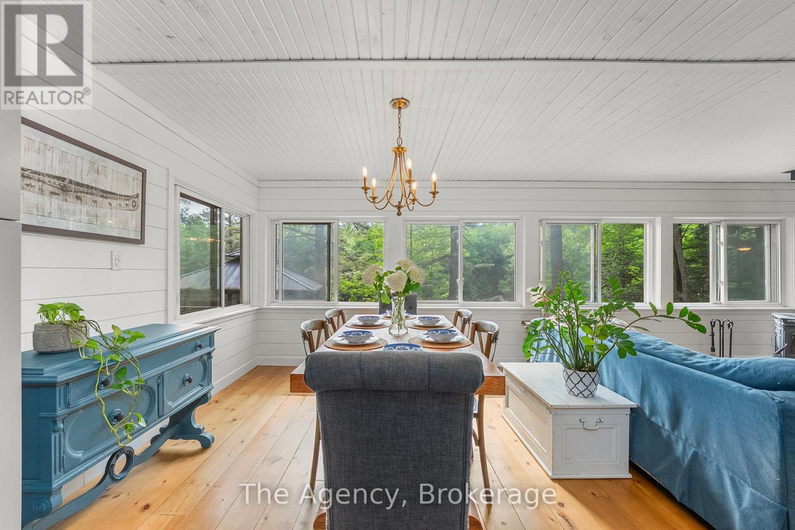 Photo 9 of 1333 Sherwood Forest Road, Bracebridge ON