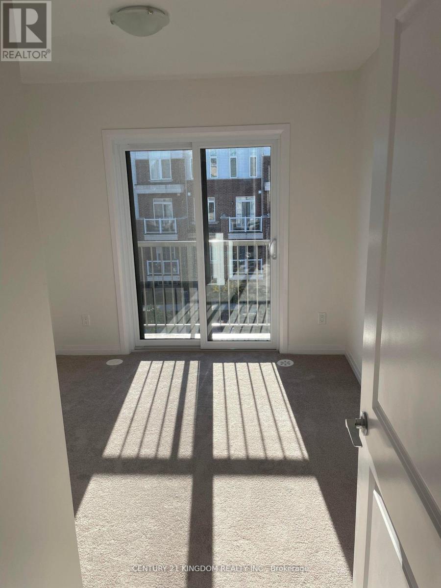 Photo 10 of 408 2635 William Jackson Drive, Pickering ON