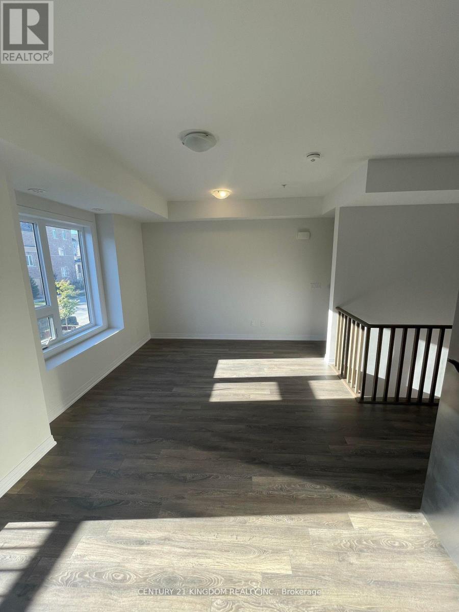 Photo 4 of 408 2635 William Jackson Drive, Pickering ON