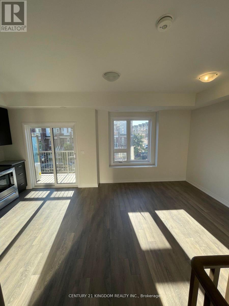 Photo 8 of 408 2635 William Jackson Drive, Pickering ON