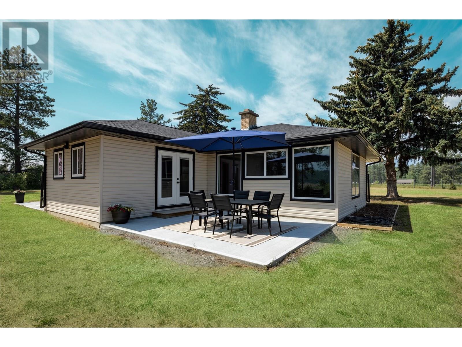 5496 93/95 Highway, Wasa
