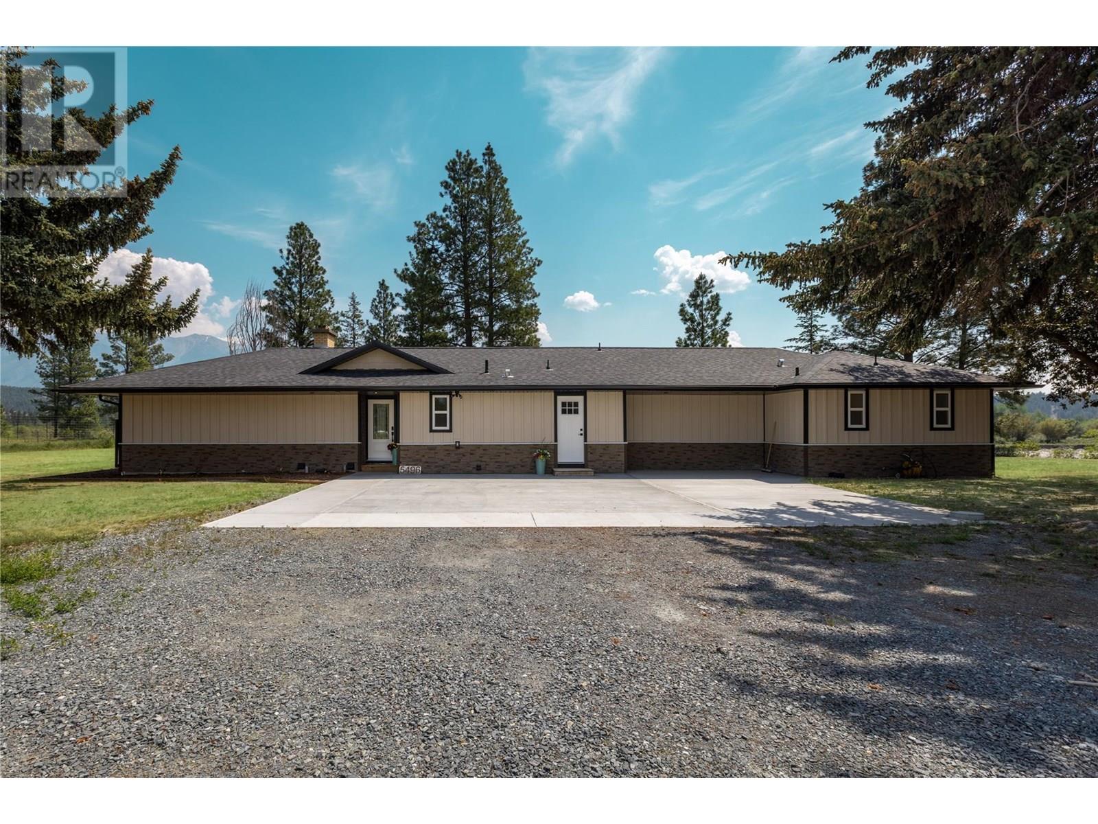 5496 93/95 Highway, Wasa