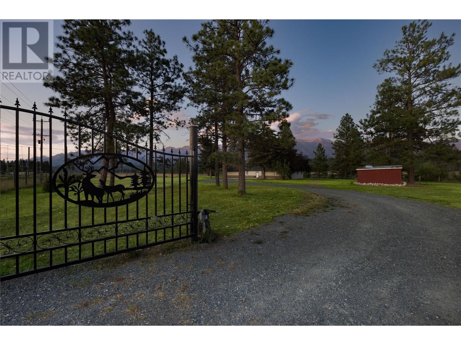 5496 93/95 Highway, Wasa
