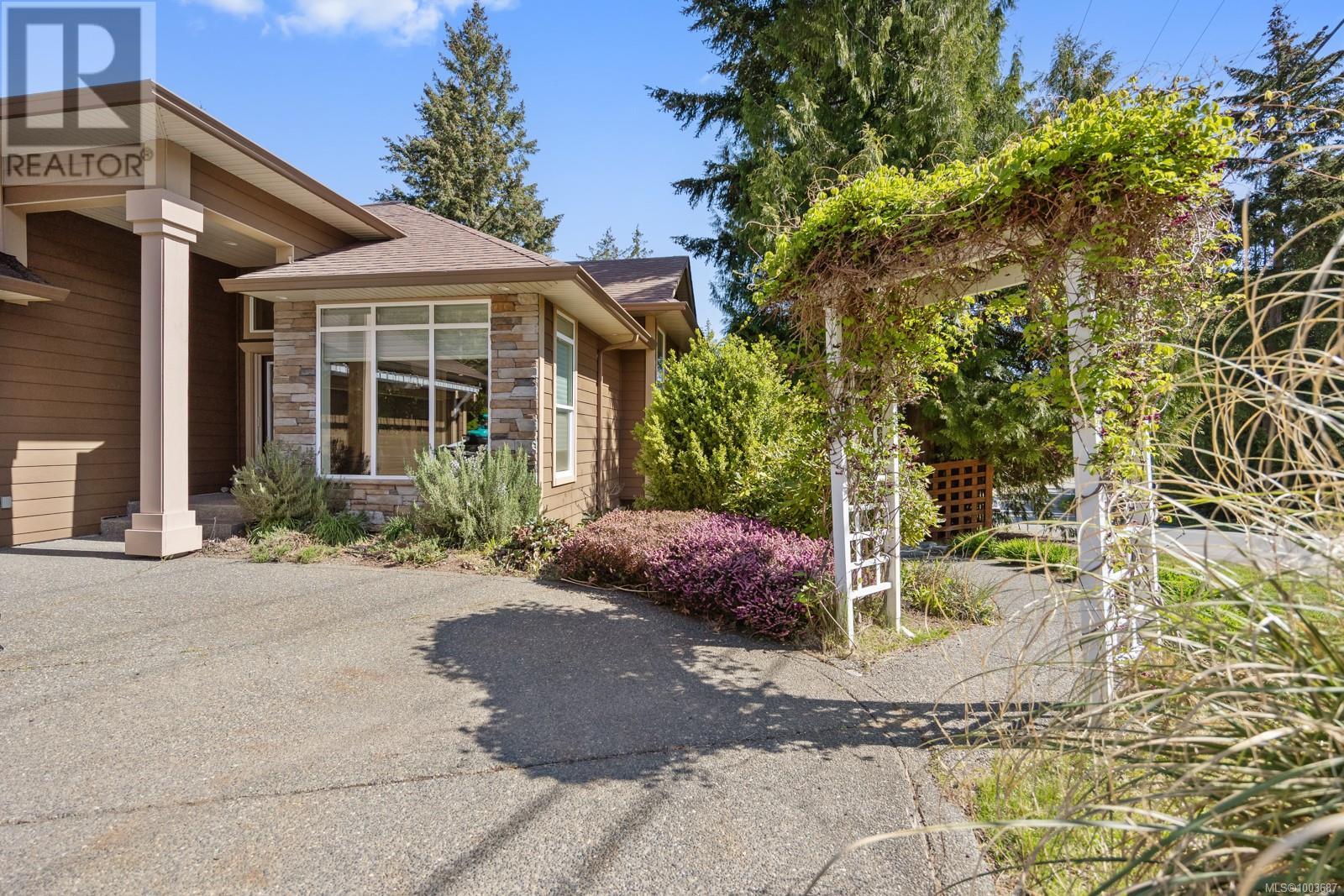 3101 Klanawa Cres, Courtenay