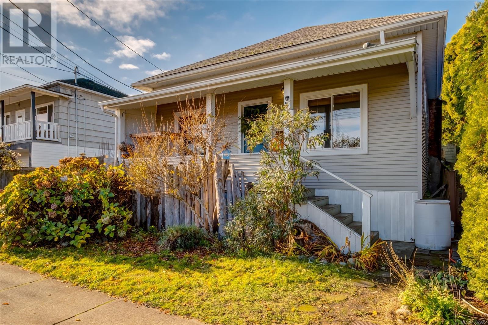 Photo 23 of 50 Irwin St, Nanaimo BC