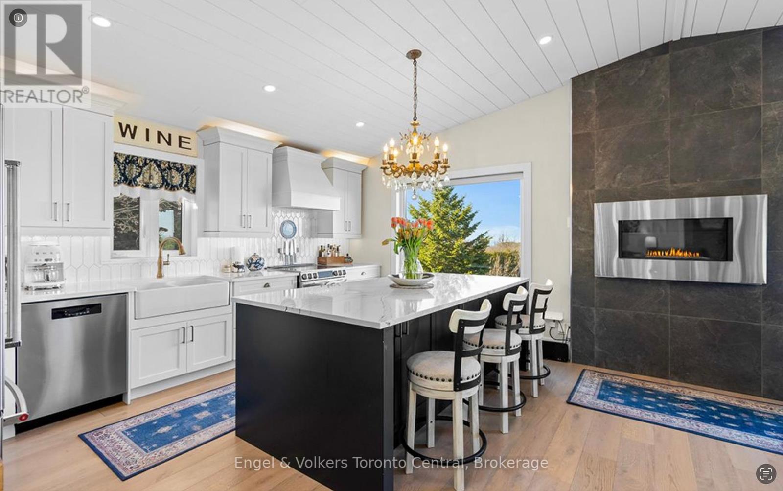 Photo 6 of 9263 91 County Road, Clearview ON