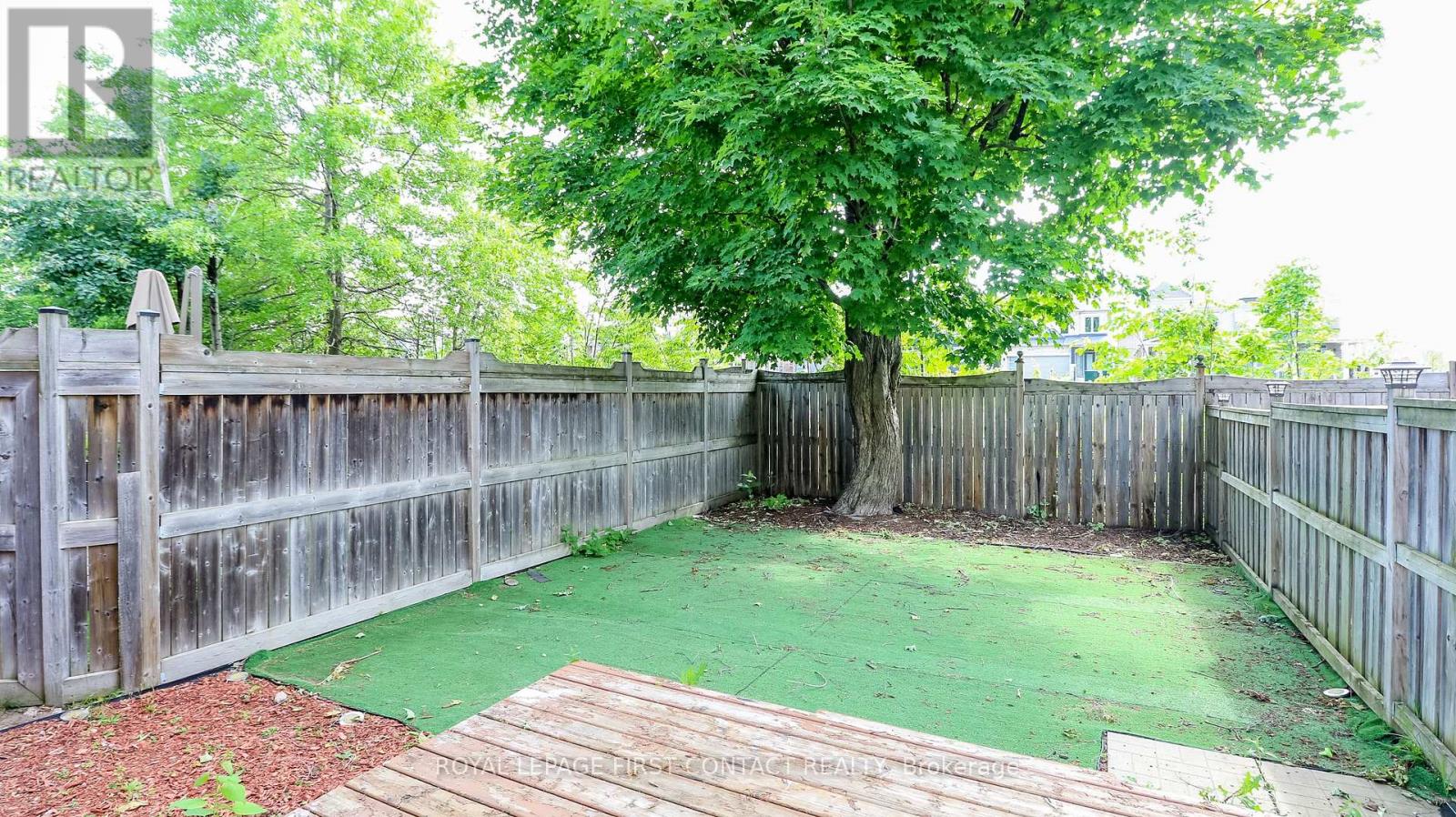 Photo 39 of 59 Winchester Terrace, Barrie ON