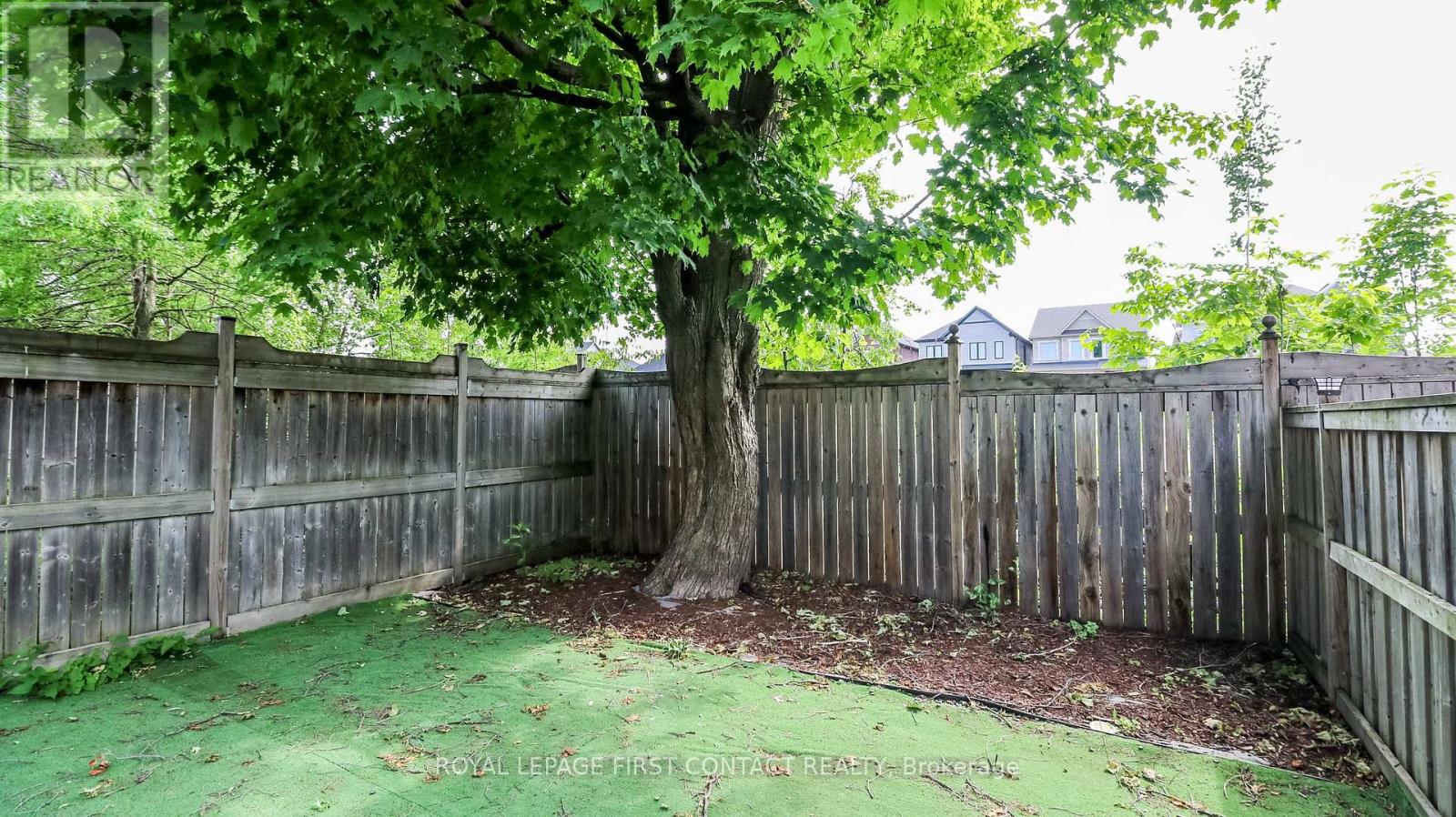Photo 40 of 59 Winchester Terrace, Barrie ON