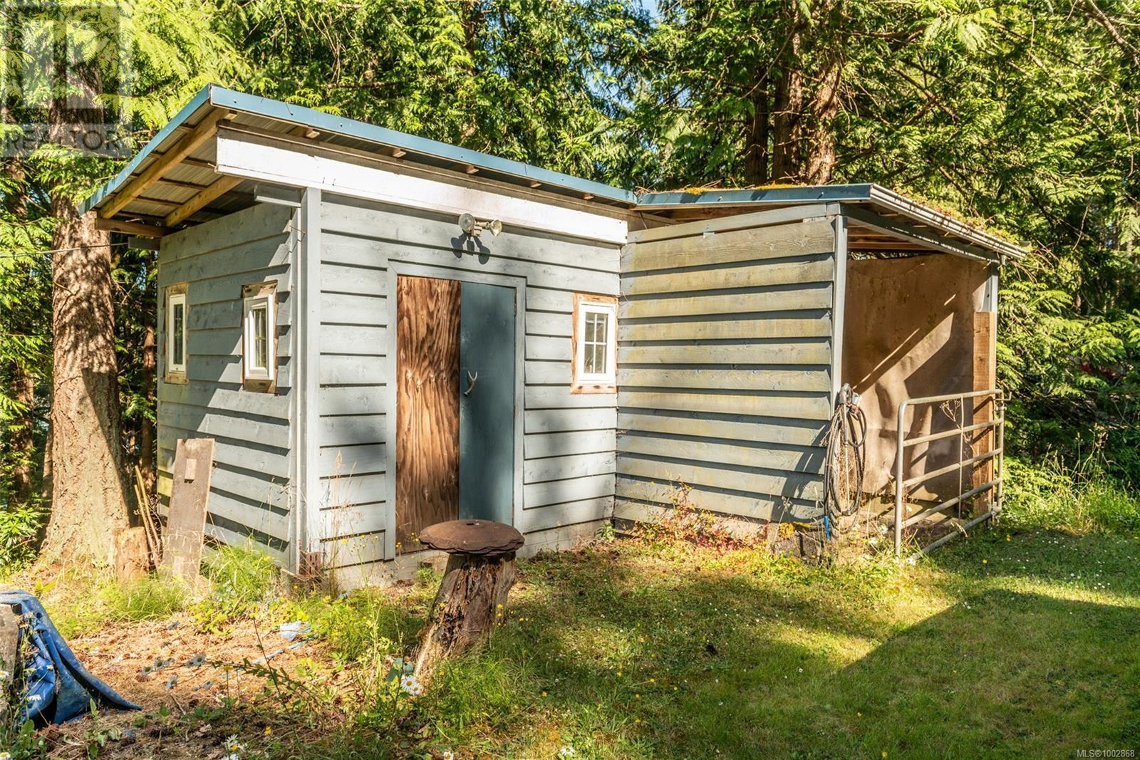 207 Welbury Dr, Salt Spring