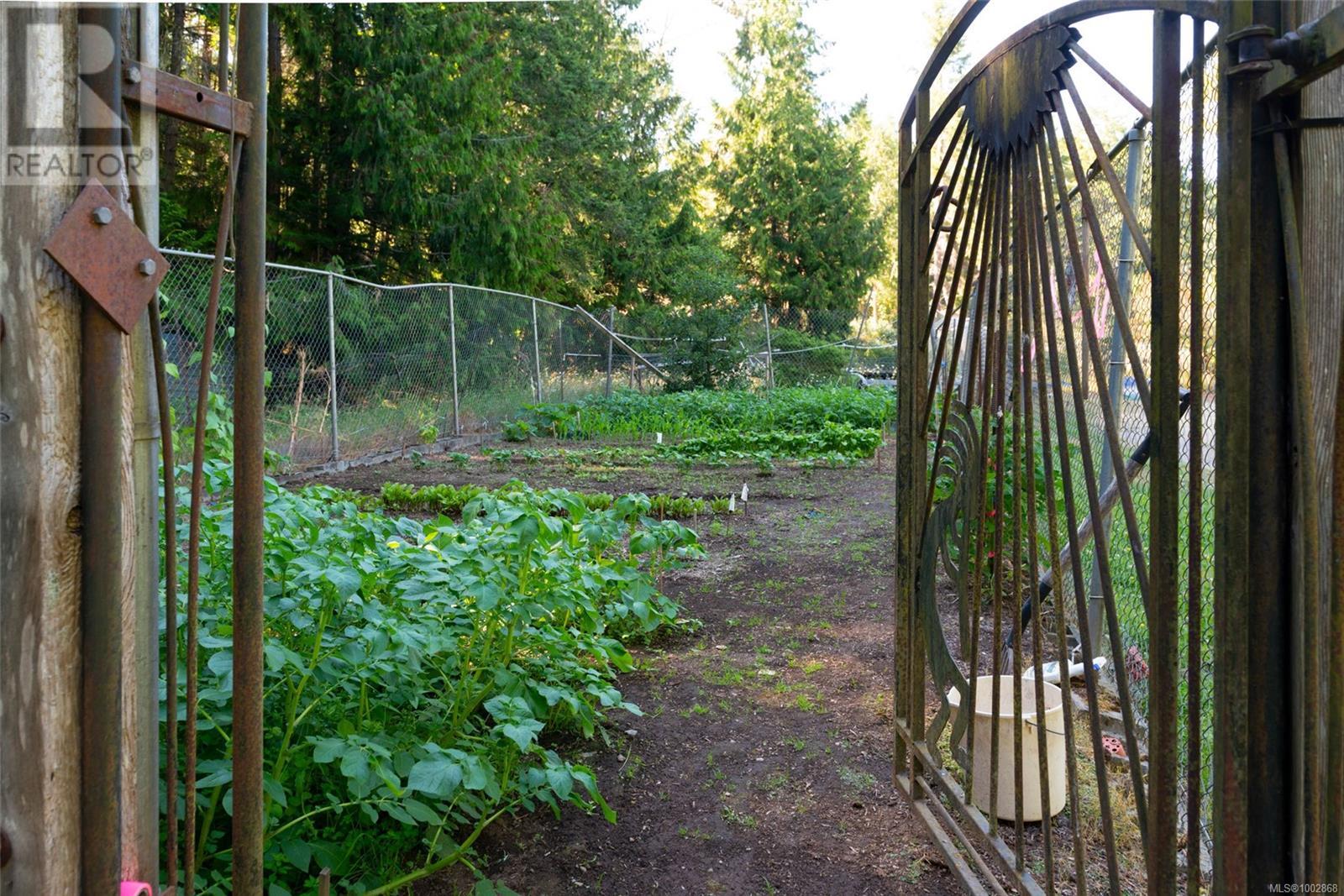 207 Welbury Dr, Salt Spring