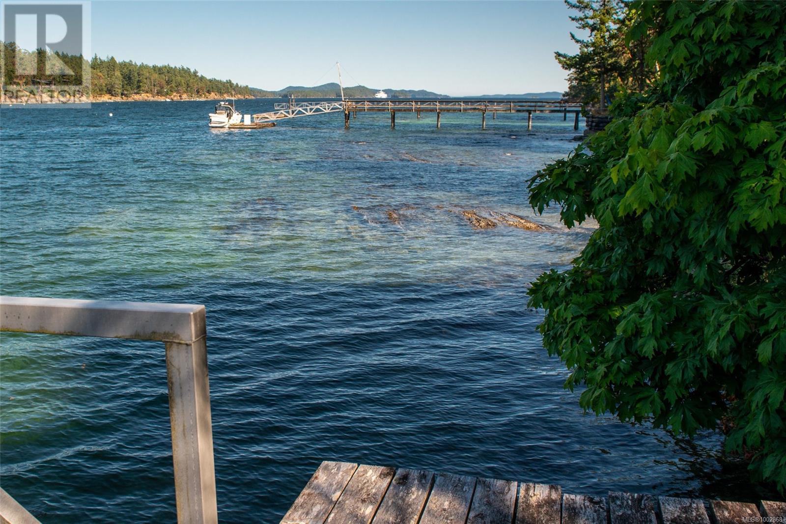 207 Welbury Dr, Salt Spring