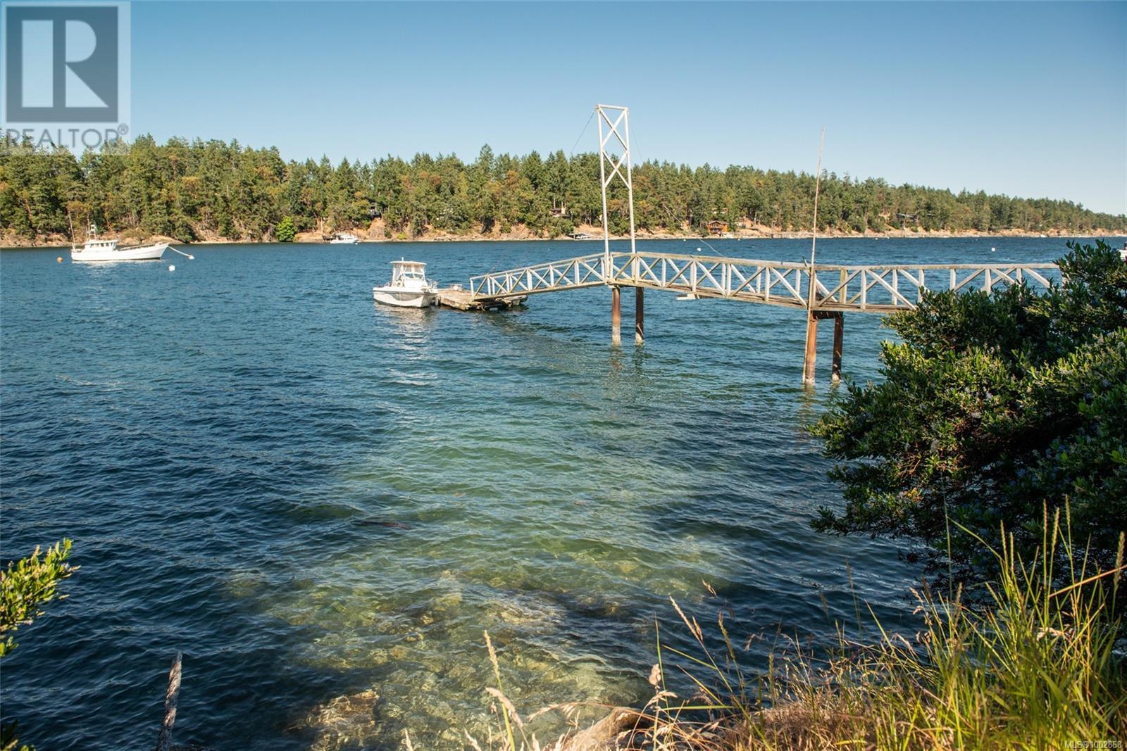 207 Welbury Dr, Salt Spring